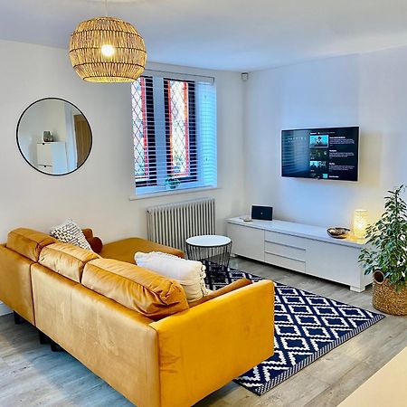 Boutique Chapel Apartment Within City Walls Chester Exterior photo