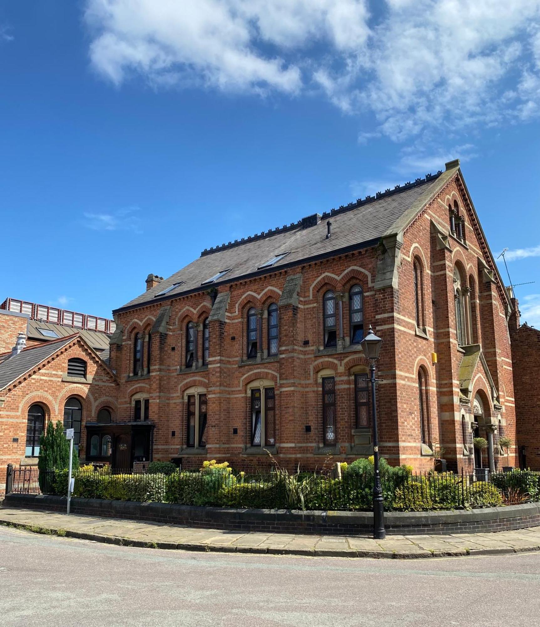 Boutique Chapel Apartment Within City Walls Chester Exterior photo